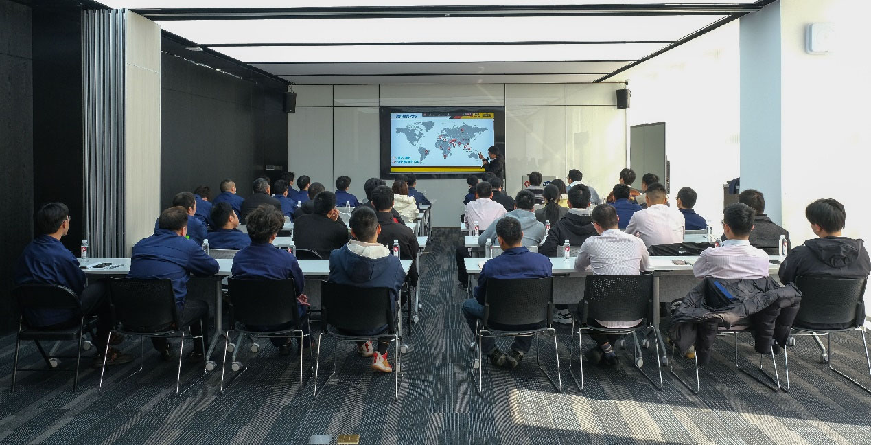 邁向未來 共同成長(zhǎng)！泉工股份新員工入職培訓(xùn)圓滿舉行
